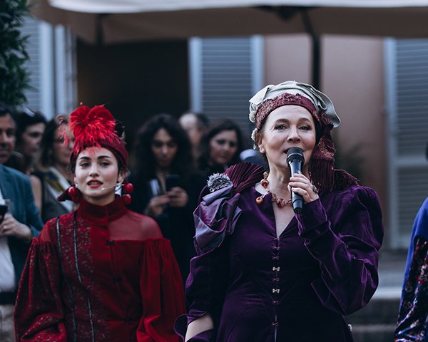 Птахи співають і у часі війни:  Ukrainian Haute Couture від Оксани Караванської та Наталії Половинки