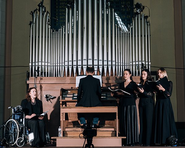 Театр на вокзалі: STABAT MATER/СТРАДАЛЬНА МАТИ